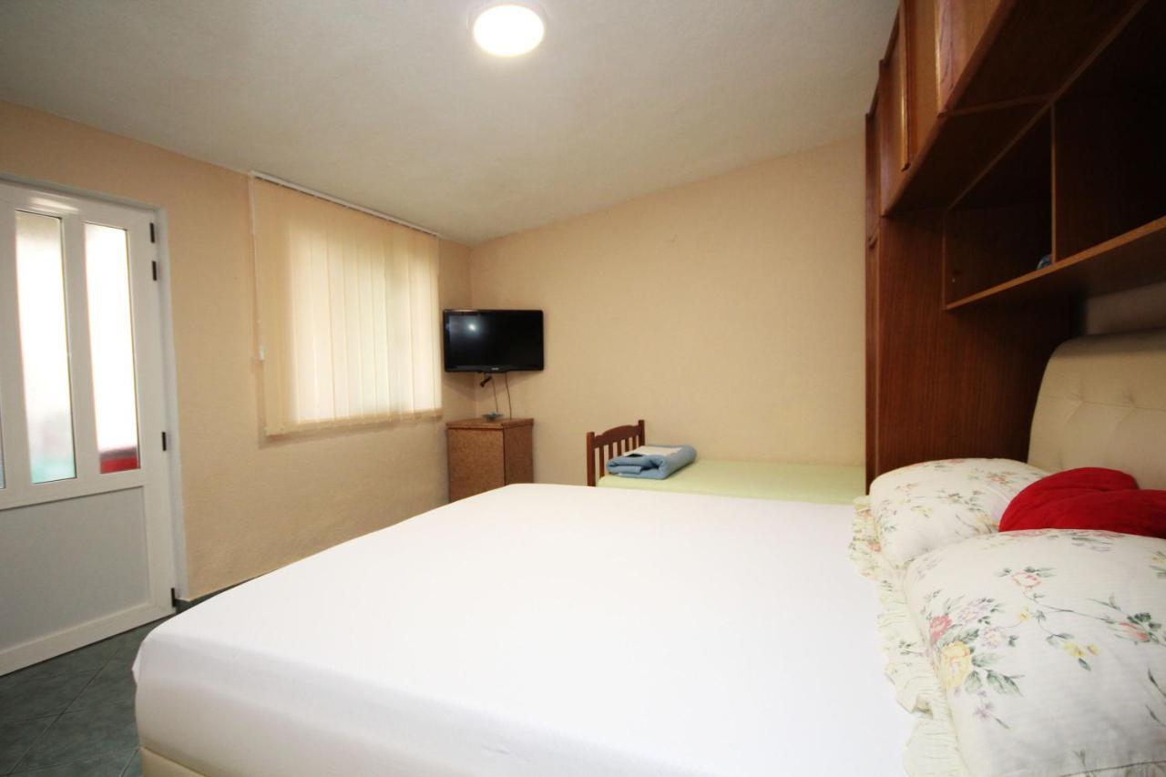 Apartman Gabriel Podgora Exterior foto